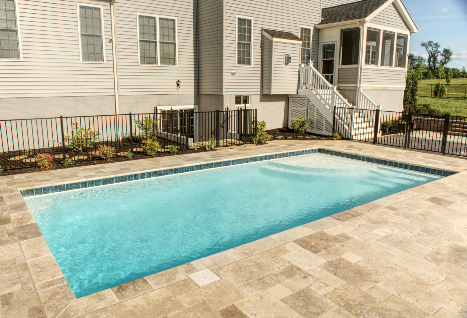 Fiberglass Pool And Spa Selection Tips | Woodfield Outdoors