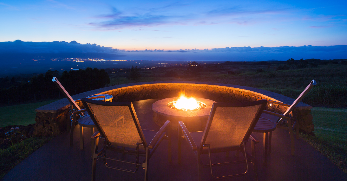 outdoor firepit 